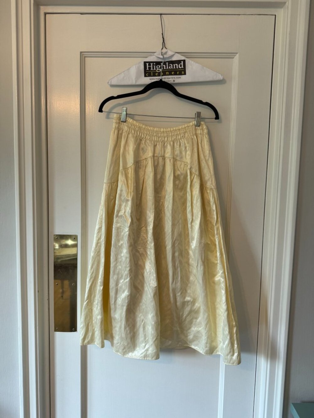 Vince Yellow drop waist Midi Skirt EUC Size 6